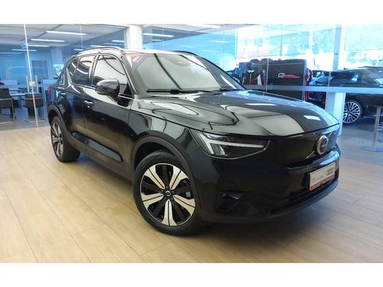 VOLVO XC40 P6 RECHARGE ELECTRIC PLUS VOLVO XC40 P6 RECHARGE ELECTRIC PLUS